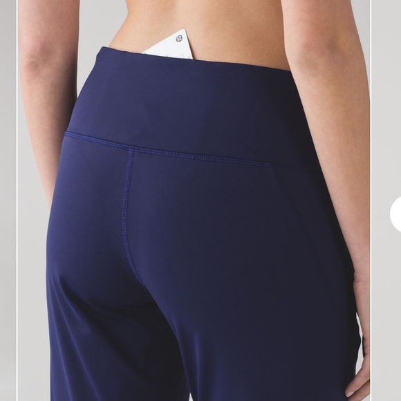 Lululemon Fresh Tracks Pant Hero Blue size 2 in EUC. - Picture 10 of 17